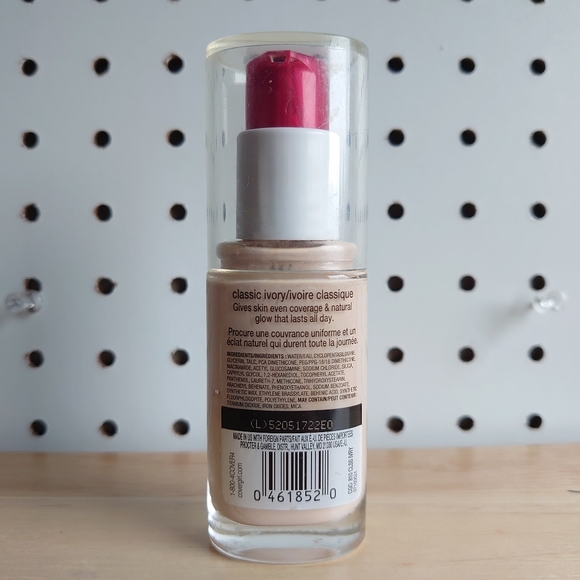 CoverGirl Outlast Stay Luminous Foundation, 810 Classic Ivory 1 fl oz (30 ml) - Picture 10 of 10